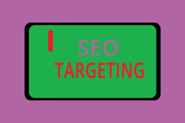 Nota de escritura que muestra Seo Targeting. Foto de negocios mostrando Palabras clave específicas para la ubicación Página de aterrizaje Dominio superior —  Fotos de Stock