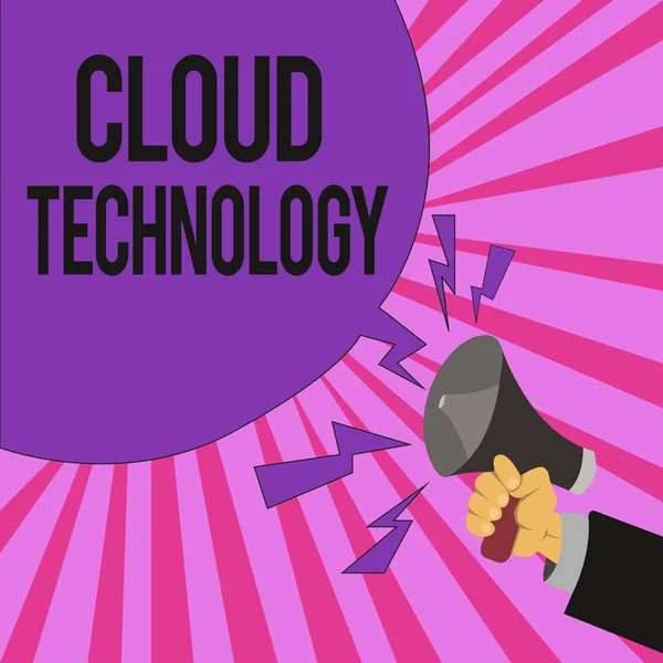 Handschrift tekst schrijven Cloud Technology. Concept betekent het opslaan en benaderen van gegevens en programma 's via internet — Stockfoto