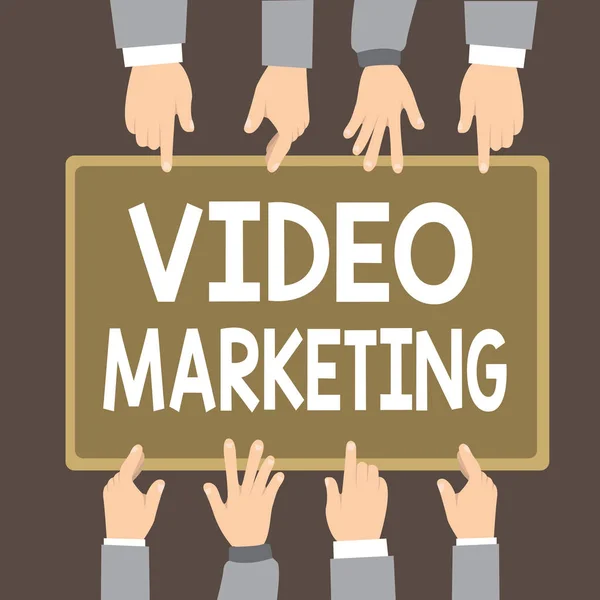 Signo de texto que muestra Video Marketing. Fotografía conceptual crear videos cortos sobre temas específicos utilizando artículos —  Fotos de Stock