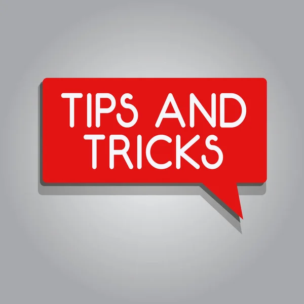 Zápis poznámky zobrazuje tipy a triky. Obchodní fotografie představí užitečné rady, které usnadní udělat určité akce — Stock fotografie