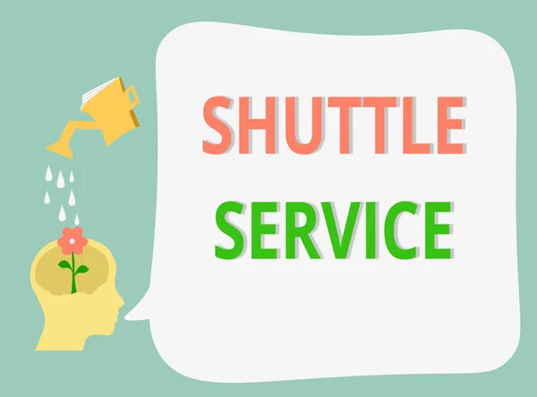 Słowa piszące tekst Shuttle Service. Koncepcja biznesowa dla pojazdów takich jak autobusy często podróżują między dwoma miejscami — Zdjęcie stockowe