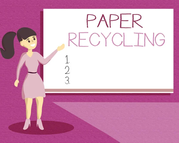 Écriture manuscrite de texte Recyclage du papier. Signification conceptuelle Utiliser les vieux papiers d'une nouvelle manière en les recyclant — Photo