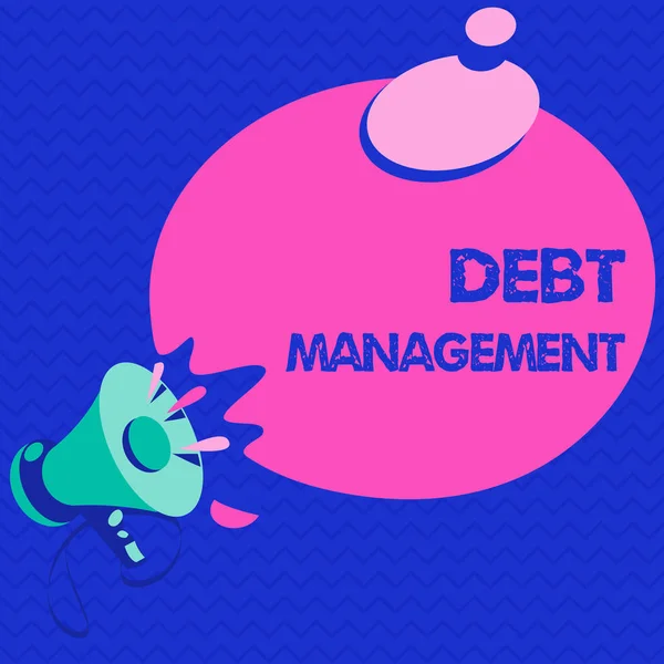 文字写作，债务管理。债务人与债权人之间的正式协议 — 图库照片