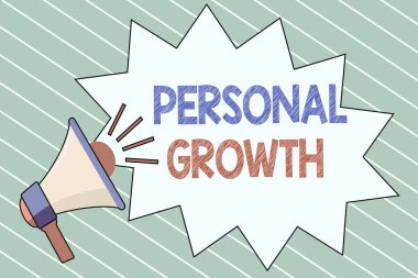 Kişisel Büyümeyi gösteren bir not yazıyorum. İş fotoğrafçılığı yeteneklerinizi geliştirin ve yeni malzemeler öğrenin