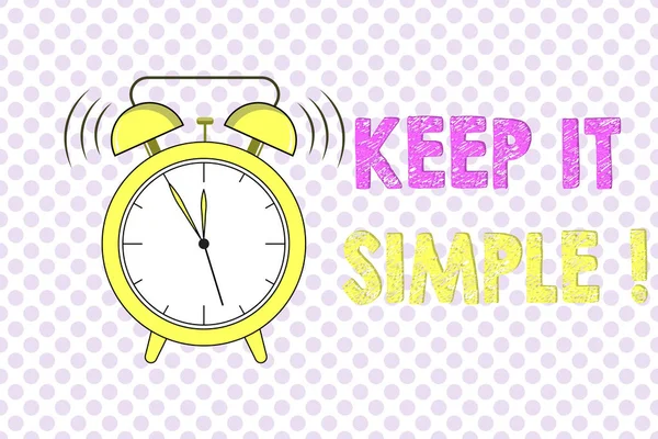 Текст для написания слов Keep It Simple. Бизнес-концепция для того, чтобы остаться в простом месте или на несложной должности — стоковое фото