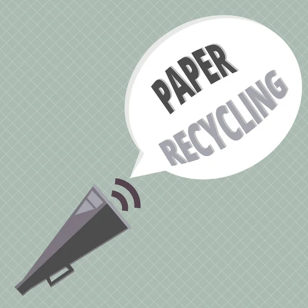Escritura a mano de texto Reciclaje de papel. Concepto significado Usar los papeles usados de una manera nueva reciclándolos — Foto de Stock