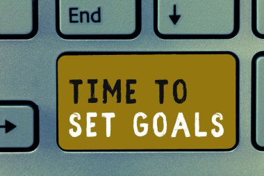 Zaman için Set gol gösterilen Not yazma. İstenen amaç gelecekte başarmak istedim vitrine iş fotoğraf