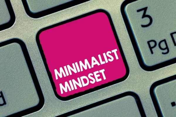 Handschrift tekst Minimalistische Mindset. Concept betekent Wees je meer bewust van wat het leven kan bieden zonder rommel — Stockfoto