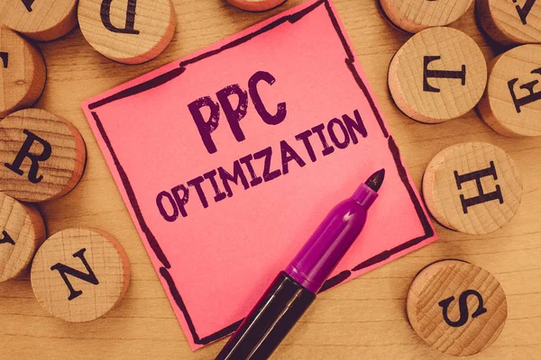 Nota di scrittura che mostra Ottimizzazione Ppc. Business photo showcase Miglioramento della piattaforma dei motori di ricerca per pay per click — Foto Stock