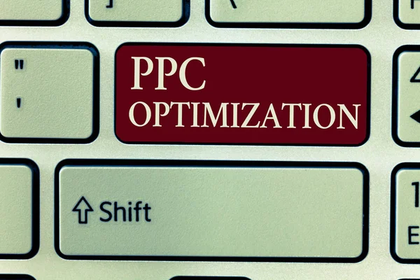 Tekstbord met Ppc-optimalisatie. Conceptuele foto Verbetering van zoekmachine platform voor betalen per klik — Stockfoto