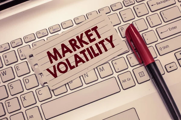 Escrita de mão conceitual mostrando Volatilidade do Mercado. Foto de negócios mostrando preços de títulos subjacentes flutua Status de estabilidade — Fotografia de Stock