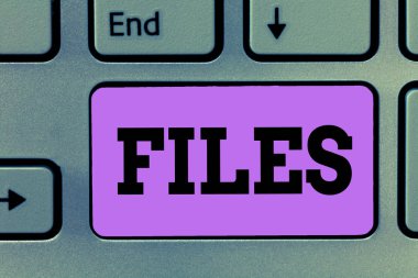 Dosyaları gösterilen metin işareti. Gevşek kağıtları birlikte orderr kolay başvurusunda tutmak için kavramsal fotoğraf klasörü kutusu