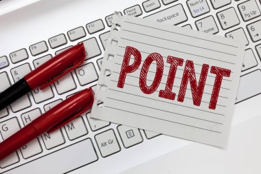 Metin noktası yazma kelime. Nokta veya diğer noktalama işareti konik keskin sonunda aracı silah için iş kavramı