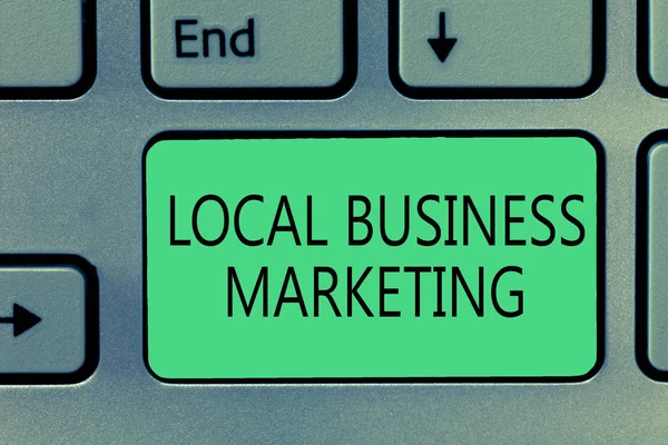 Nota di scrittura che mostra Local Business Marketing. Business photo showcase Specifiche localizzate sulla caratteristica Store — Foto Stock