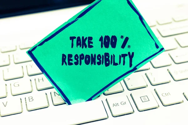 Word Writing Text übernehmen 100 Verantwortung. Geschäftskonzept für die volle Verantwortung für Ihre Handlungen und Gedanken — Stockfoto