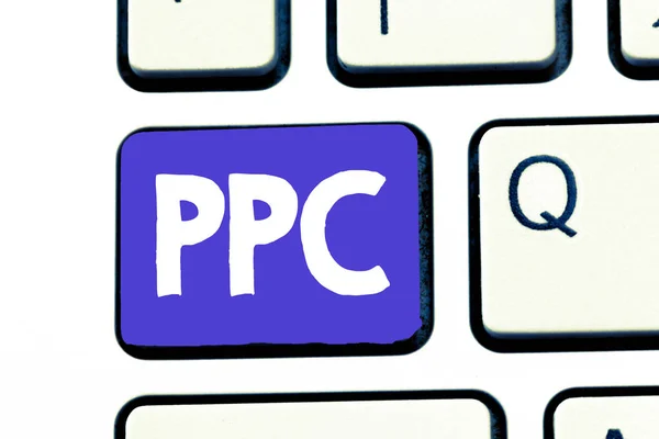 Handgeschreven tekst Ppc. Concept wat betekent dat adverteerders betalen een vergoeding telkens een van hun advertenties wordt geklikt Marketing — Stockfoto