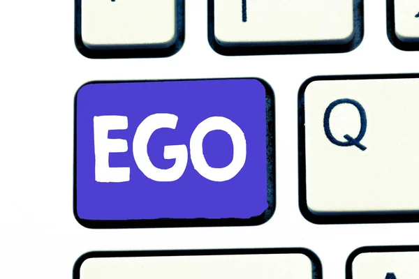 Tekst pisma Ego. Koncepcja, czyli poczucie selfworth poczucie własnej wartości osoby kwestia świadomego myślenia — Zdjęcie stockowe