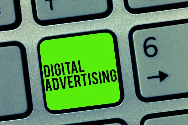 Πινακίδα κειμένου που δείχνει ψηφιακή διαφήμιση. Εννοιολογική φωτογραφία Online Marketing Deliver Διαφημιστικά μηνύματα εκστρατεία — Φωτογραφία Αρχείου