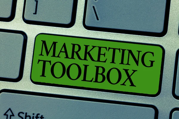 Texto Para Escrita Palavras Marketing Toolbox Conceito Negócio Para Meios — Fotografia de Stock