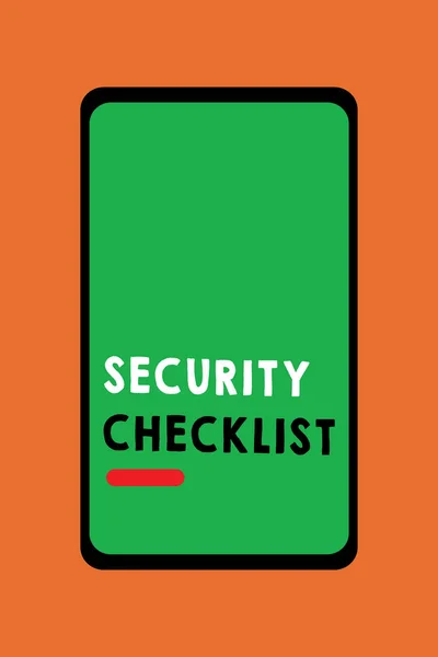 Signo de texto que muestra la lista de verificación de seguridad. Foto conceptual Protección de datos y guía del sistema sobre el robo de Internet —  Fotos de Stock