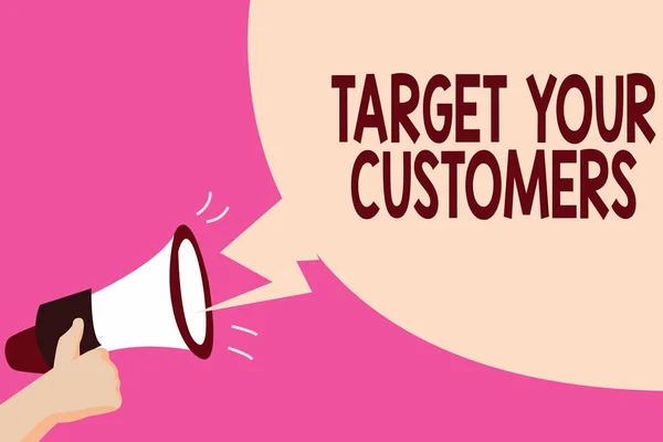 Scrivere una nota che mostri Target Your Customers. Business photo showcase Gamma specifica e interesse potenziali utenti e acquirenti — Foto Stock