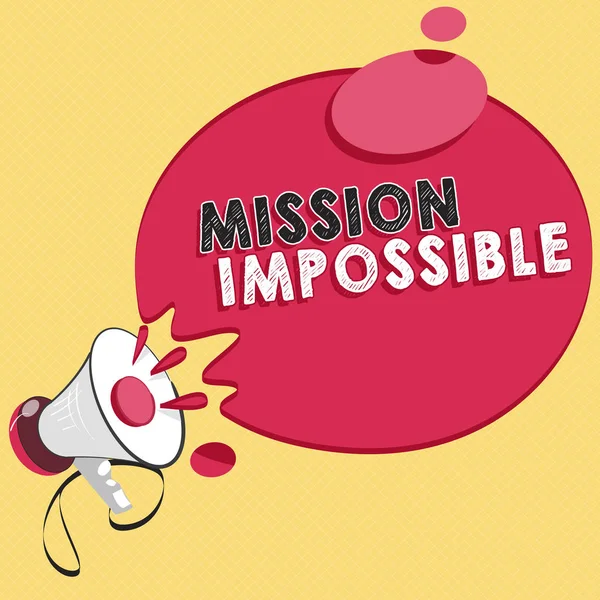 Tekst pisania słów Mission Impossible. Koncepcja biznesowa dla trudnego, niebezpiecznego zadania Izolowane niewyobrażalne zadanie — Zdjęcie stockowe