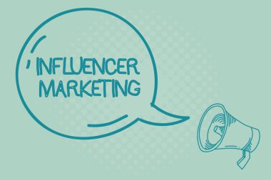 Nüfuzlu Pazarlama 'yı gösteren metin işareti. Potansiyel Hedef Müşterileri Etkileyen Kavramsal Fotoğraf Destekleyici