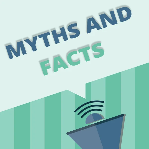 Tulisan kata Myths And Facts. Konsep bisnis untuk konsep Oppositif tentang periode modern dan kuno — Stok Foto