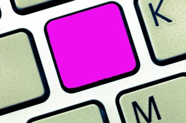 İş kavramı boş kopya alanı modern arka plan klavye tuşu basarak tuş takımı fikir bilgisayar iletisi oluşturmak için niyet Tasarla