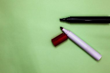 Tasarım iş kavramı boş kopya metin Web afiş promosyon malzemesi şablonu açık işaretler ilham iletişim fikirleri iletileri yeşil arka plan kadar alay için