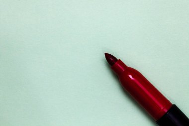 Tasarım iş kavramı boş şablon kopya alanı metin reklam Web sitesi için açık kırmızı işaret niyeti mesaj fikirler yeşil arka plan iletişim izole