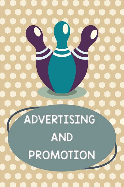 Word metin reklam ve promosyon yazma. Kontrollü ve etkinlik medya pazarlama ücretli iş kavramı — Stok fotoğraf