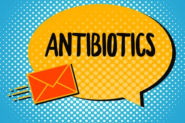 Texte manuscrit Antibiotiques. Signification du concept Médicament utilisé dans le traitement et la prévention des infections bactériennes — Photo