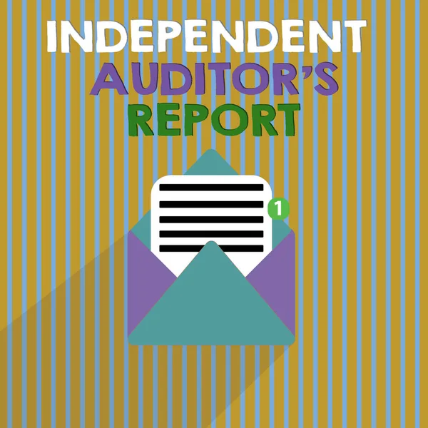 Независимый аудитор - отчет. Бизнес-концепция анализа бухгалтерского учета и финансовой практики — стоковое фото