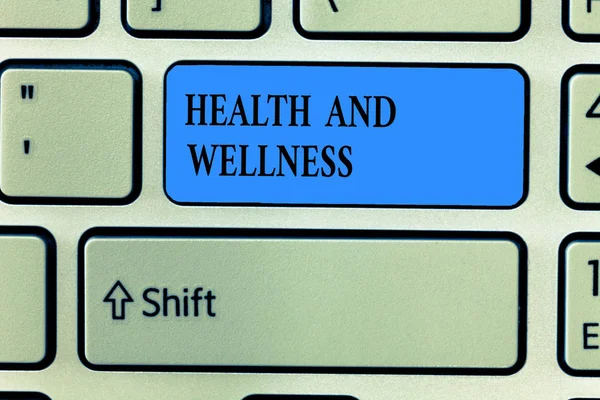 Handgeschreven tekst schrijven van gezondheid en Wellness. Begrip betekenis staat van volledig lichamelijk, geestelijk en sociaal welzijn — Stockfoto