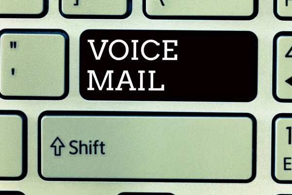 Sinal de texto mostrando Voice Mail. Foto conceitual Sistema eletrônico que armazena mensagens de chamadas telefônicas — Fotografia de Stock