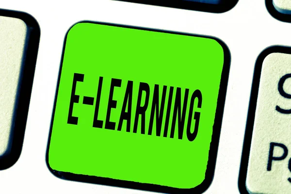 Text sign showing E Learning. Conceptual photo Lessons conducted via electronic media typically on the Internet. — Stock Photo, Image