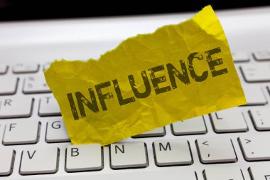 Metin işaret etkisi. Birisi karakter gelişimi üzerinde etkisi için kavramsal fotoğraf kapasitesi