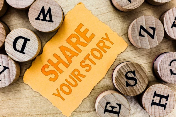 A kézírás szöveg Share Your Story. Koncepció, vagyis azt kérdezi valaki, hogy magáról ír élet életrajza — Stock Fotó