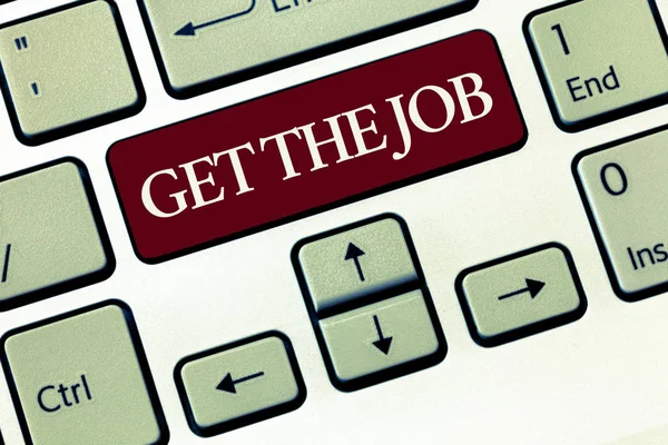 Zápis poznámky zobrazuje Get The Job. Obchodní fotografie představí získat pozici zaměstnání pracovat, Headhunting nábor — Stock fotografie