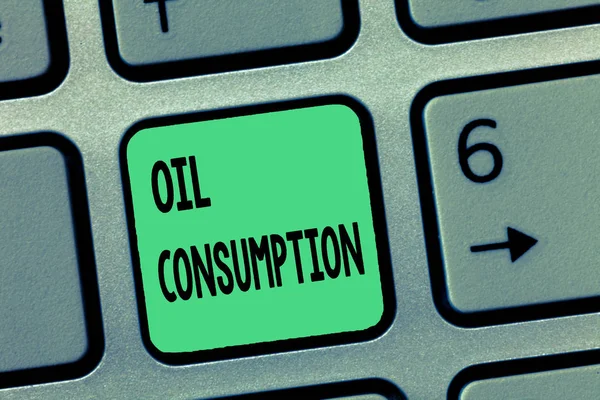 Λέξη που γράφει κατανάλωση πετρελαίου κειμένου. Επιχειρηματική ιδέα για αυτή την εγγραφή είναι το συνολικό πετρέλαιο που καταναλώνεται σε βαρέλια ανά ημέρα — Φωτογραφία Αρχείου