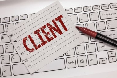 İstemci gösterilen metin işareti. Kavramsal fotoğraf kişinin veya kuruluşun avukat profesyonel şirketin hizmetlerini kullanarak