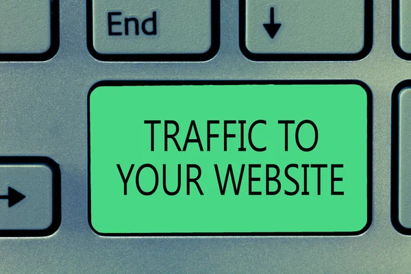 Escribir nota que muestra el tráfico a su Web site. Foto de negocios mostrando Lifeblood de negocios en línea más potenciales leads —  Fotos de Stock