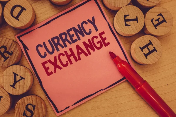 通貨交換を示す概念的な手書き文字。ビジネス写真テキストある通貨を別の通貨に変更するプロセス｜ForEx — ストック写真