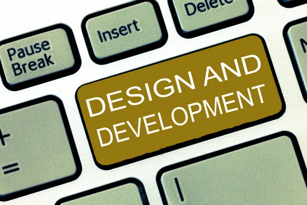 Escritura manual conceptual que muestra diseño y desarrollo. Muestra de fotos de negocios Definir la especificación de productos y servicios — Foto de Stock