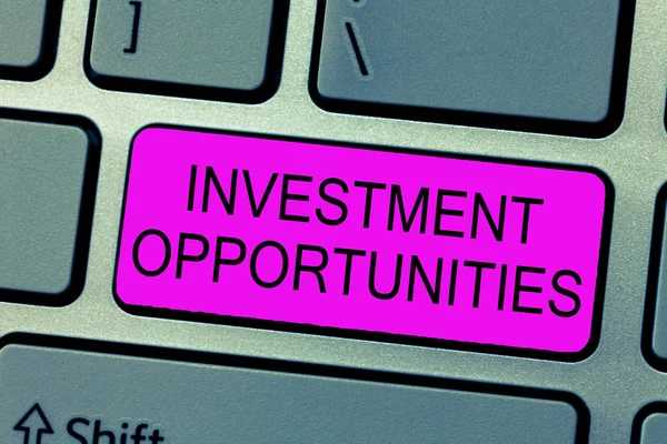 Signo de texto que muestra oportunidades de inversión. Foto conceptual una compra que tiene la oportunidad de ganar valor — Foto de Stock