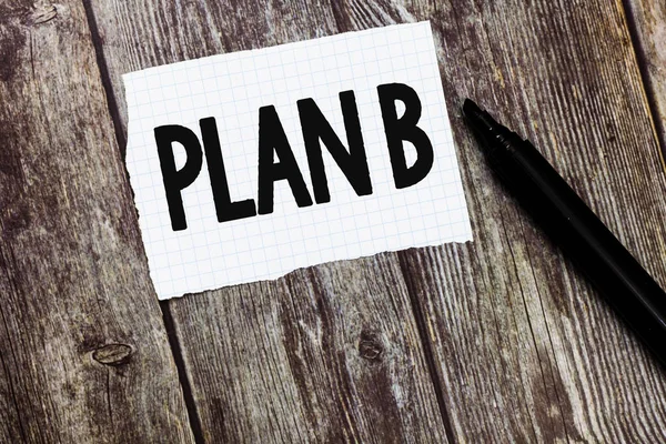 Signo de texto que muestra Plan B. Fotografías conceptuales Plan de respaldo o estrategia propuesta detallada para hacer algo — Foto de Stock