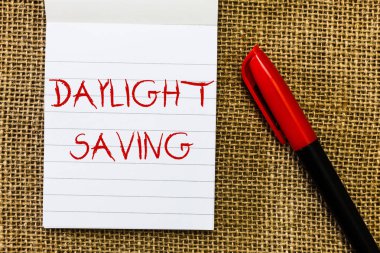 El yazısı Gün Işığı Tasarruf. Verileri korumak için kullanılabilecek depolama teknolojileri anlamında kavram