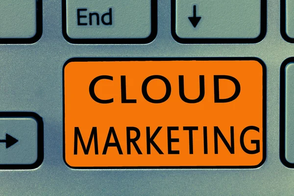 Kavramsal el bulut pazarlama gösterilen yazma. İş fotoğraf metin hizmetlerini pazarlamak için bir organizasyon süreci — Stok fotoğraf