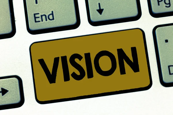 Escribiendo nota mostrando Visión. Exhibición de fotos de negocios Ser capaz de ver Objetivo Inspiración Planificación para el futuro — Foto de Stock